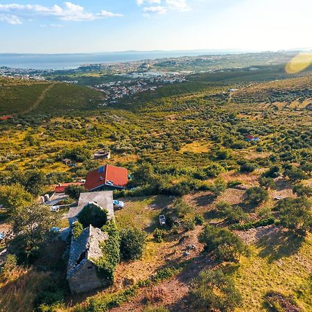 Вілла Olive Garden House In Zrnovnica With A View & Bbq Екстер'єр фото